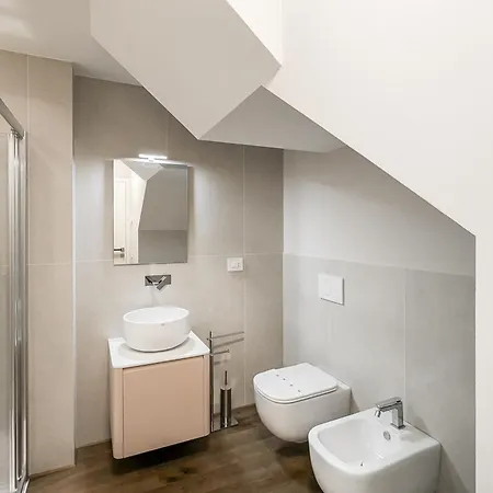 Flats4rent Palazzo Poste فيرونا