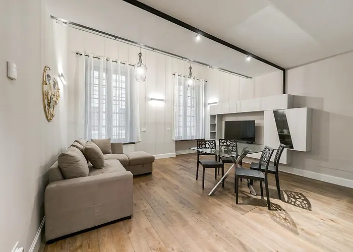 Flats4rent Palazzo Poste *